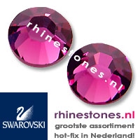 Fuchsia Swarovski® SS6 (1.9 - 2.1mm)