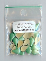 Pearl Peridot Light Green Nailhead Druppel 10mm