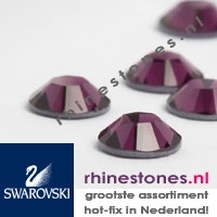 Burgundy Swarovski® SS20 - (4.6 to 4.8mm)