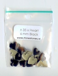 Black nailhead heart 6x7mm