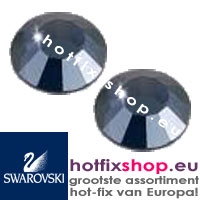 Sapphire Satin Swarovski® SS34 - (7.1 to 7.3mm)
